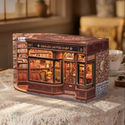 Miniature House: Corner Coffee Shop