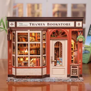 Miniature House: Thames Bookstore