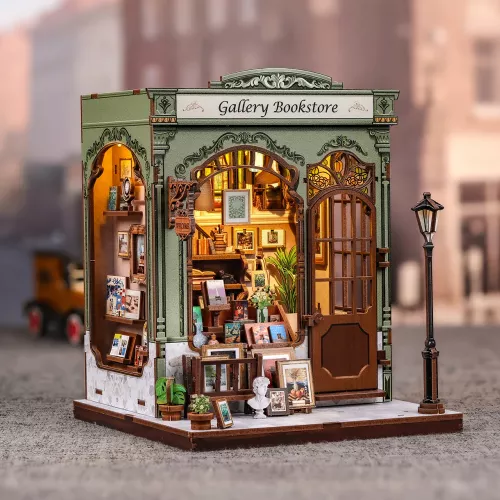 Miniature House: Gallery Bookstore