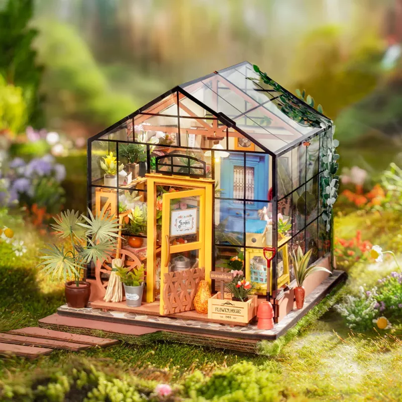Rolife: Cathy's Flower House
