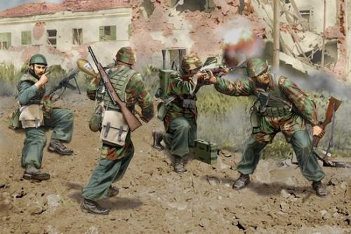 Italian Paratroopers Anzio 1944 4 fig 1/35