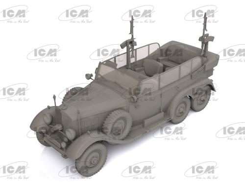 Type G4 Partisanenwagen German WWII vehicle with machine gun 1/35
