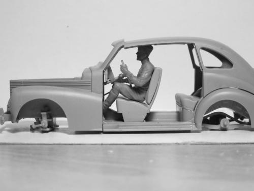 RKKA Drivers (1943-1945) 2 figures 1/35