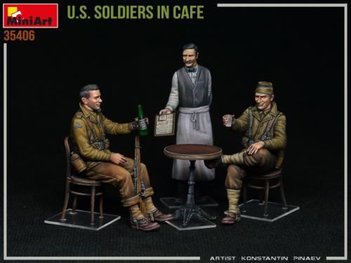 U.S. Soldiers in Cafe 1/35