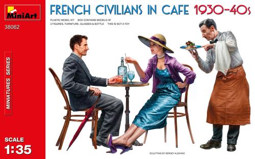 FRENCH CIVILIANS IN CAFE 1930-40S 1/35