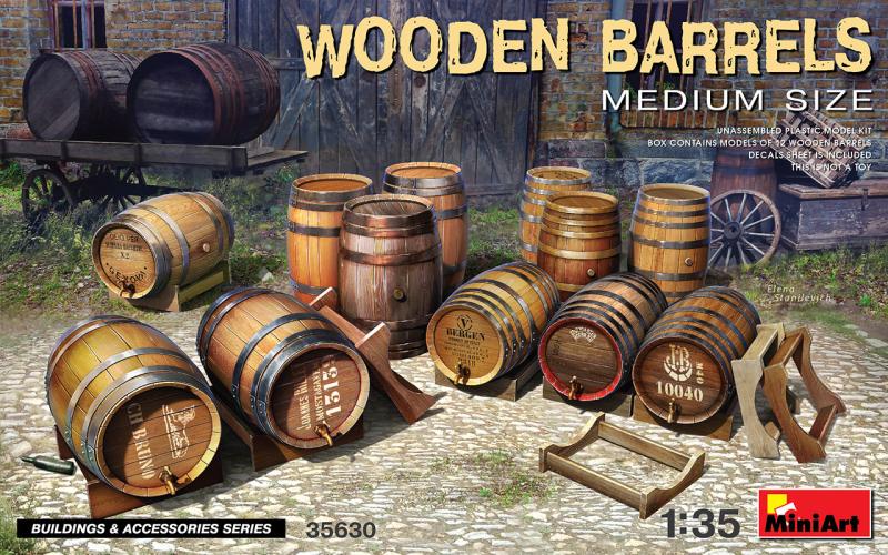 Wooden Barrels Medium Size 1/35