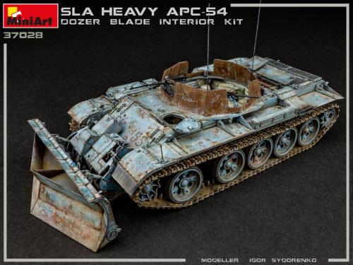SLA APC T-54 w/DOZER BLADE. INTERIOR KIT 1/35