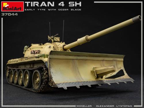 TIRAN 4 SHARIR EARLY TYPE w/DOZER BLADE 1/35