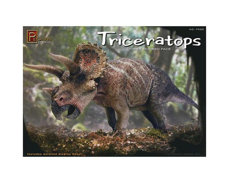 Triceratops - 30 cm Lenght 1/24