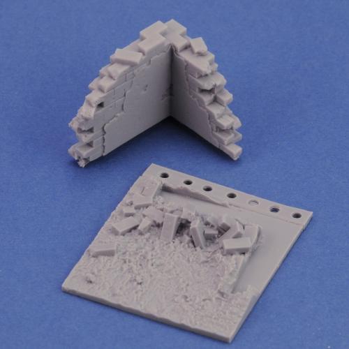 Base with ruined wall 'cm4x4'  No.10 1/35