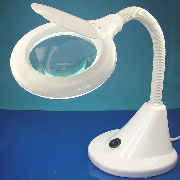 Flexible Compact Magnifier Table Lamp