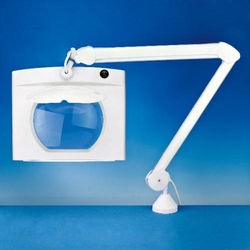 Rectangular long reach matnifier lamp