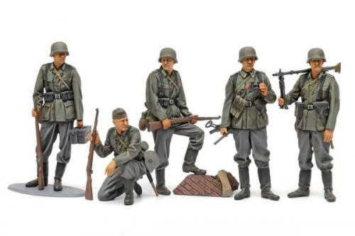 GERMAN INFANTRY SET (MID-WWII) 1/35