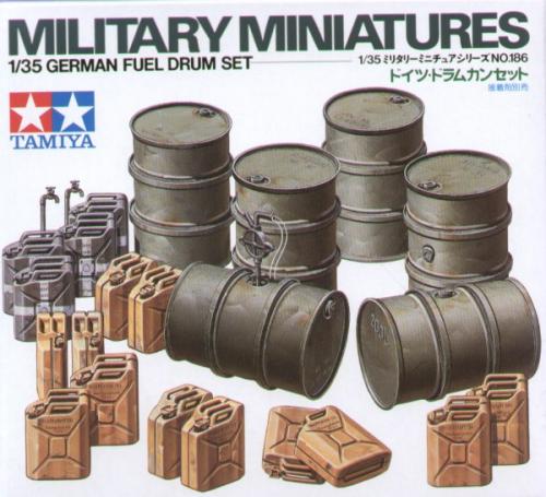 German Fuel Drum Set 1/35