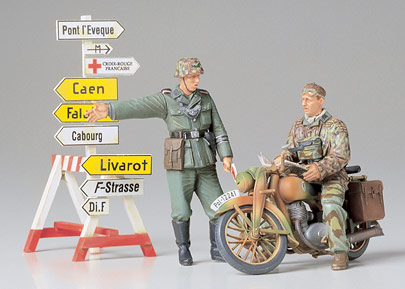 German Motorcycle Orderly Set 1/35