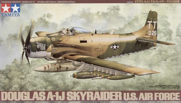 Douglas A-1J Skyraider USAF 1/48