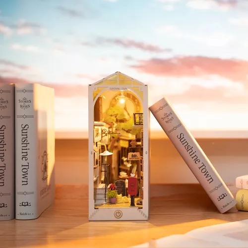 Book Nook: Sunshine Town