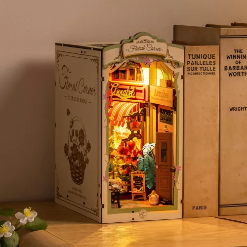Book Nook: Floral Corner