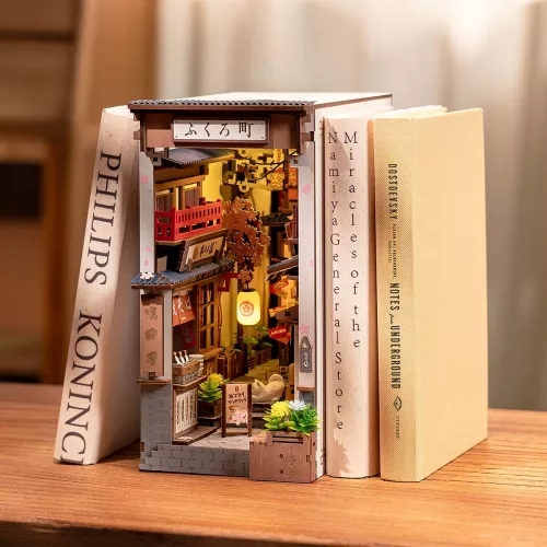 Book Nook: Sakura Wine Alley