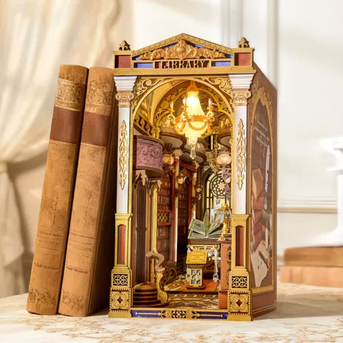 Book Nook: Library of Wonders