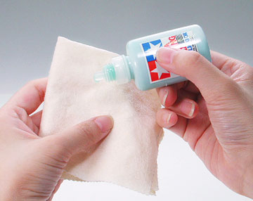 Modeling wax w/applicator