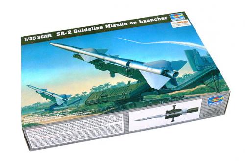 Sam-2 Missile w. Launcher Cabin 1/35