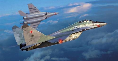 Mig-29Ub Fulcrum (Izdeliye 9.51) 1/72