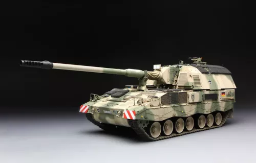 German Panzerhaubitze 2000 Self-Propeled Howitzer w/Add-On Armor 1:35