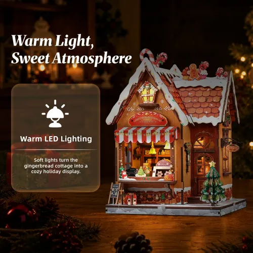Miniature House: Christmas Gingerbread Cottage