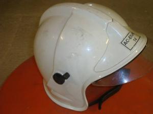 Kraftig hjälm med specialinredning