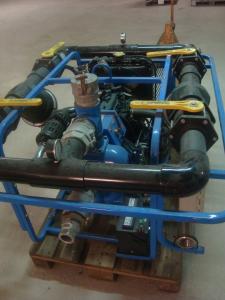 Dieselmotordriven vattenpump med digital flödesmätare