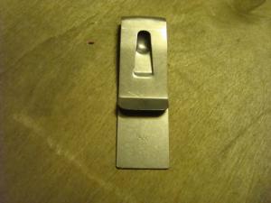 Hållare för namnskylt mm