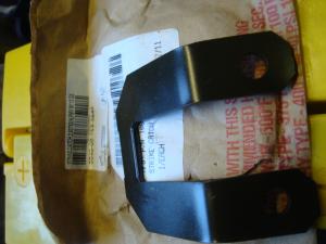 Strike catch  nr 5040-00-753-3642