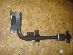 Iveco reservdelar  skärmfäste