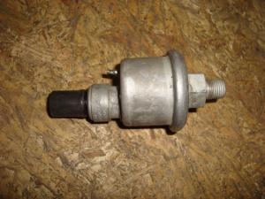 Hummer H1 reservdelar oljtrycksmätare! nr 6620-00-993-5546