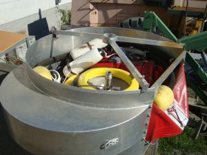 Flytande oljeuppsamlingsstation komplett med länsor o slang för vidarepumpning!