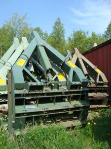 Kranarmar med hydralikiskt utskjut