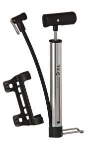 Pumpa cykeldäck med bilventil Pumpa cykeldäck med bilventil