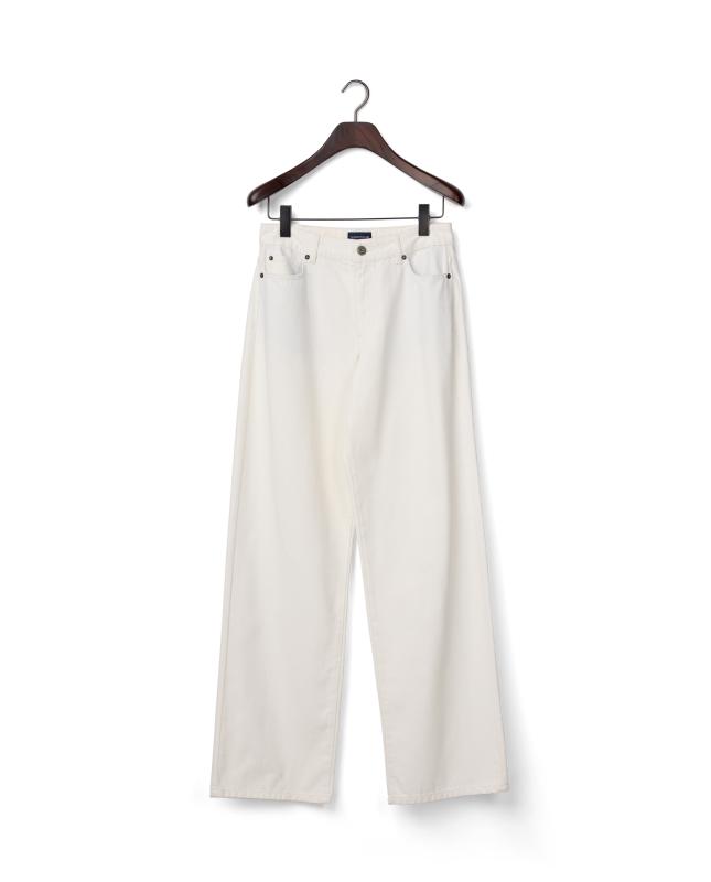 Mid Waist straight leg Jeans