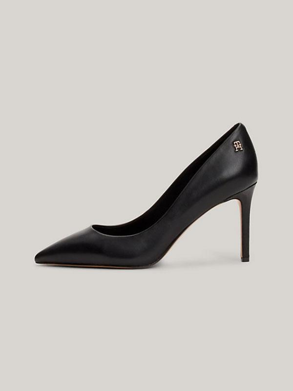 ESSENTIAL POINTED PUMP