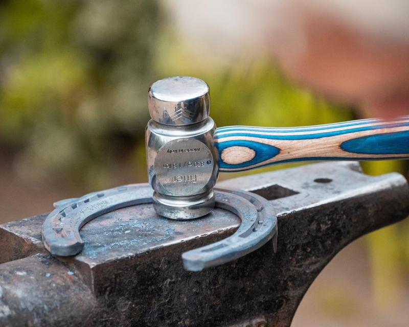 Mustad GDM Classic Smideshammare - 900 Gram