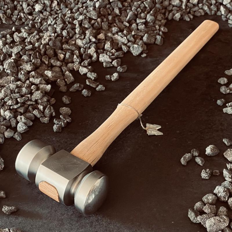 Smideshammare Bodner The Bishop