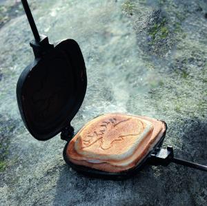 Mackjärn med älgmotiv