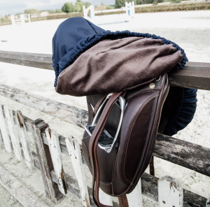 KENTUCKY SADDLE COVER NAVY