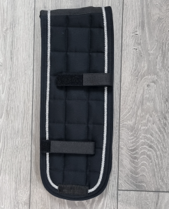 SELUNDERLÄGG MIAS SVART