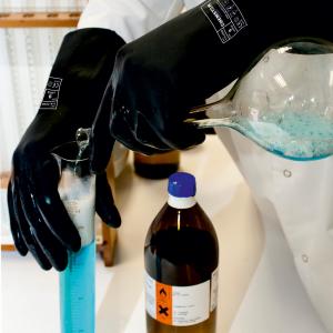2000, Kemikalieresistent handske Neopren