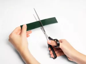 Självhäftande magnettejp 5 m  +  magneter