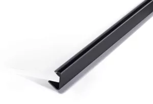 Klämskena A4 12 mm 25-pack – Svart