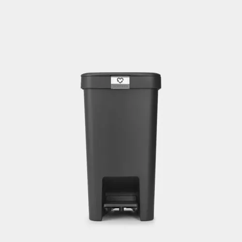 Brabantia Pedal Bin StepUp 16 liter mörkgrå – kompakt sopbehållare i mörkgrå, hygienisk avfallshantering med pedalöppning och mjukstängande lock samt slitstark design, för kök, badrum och hushåll