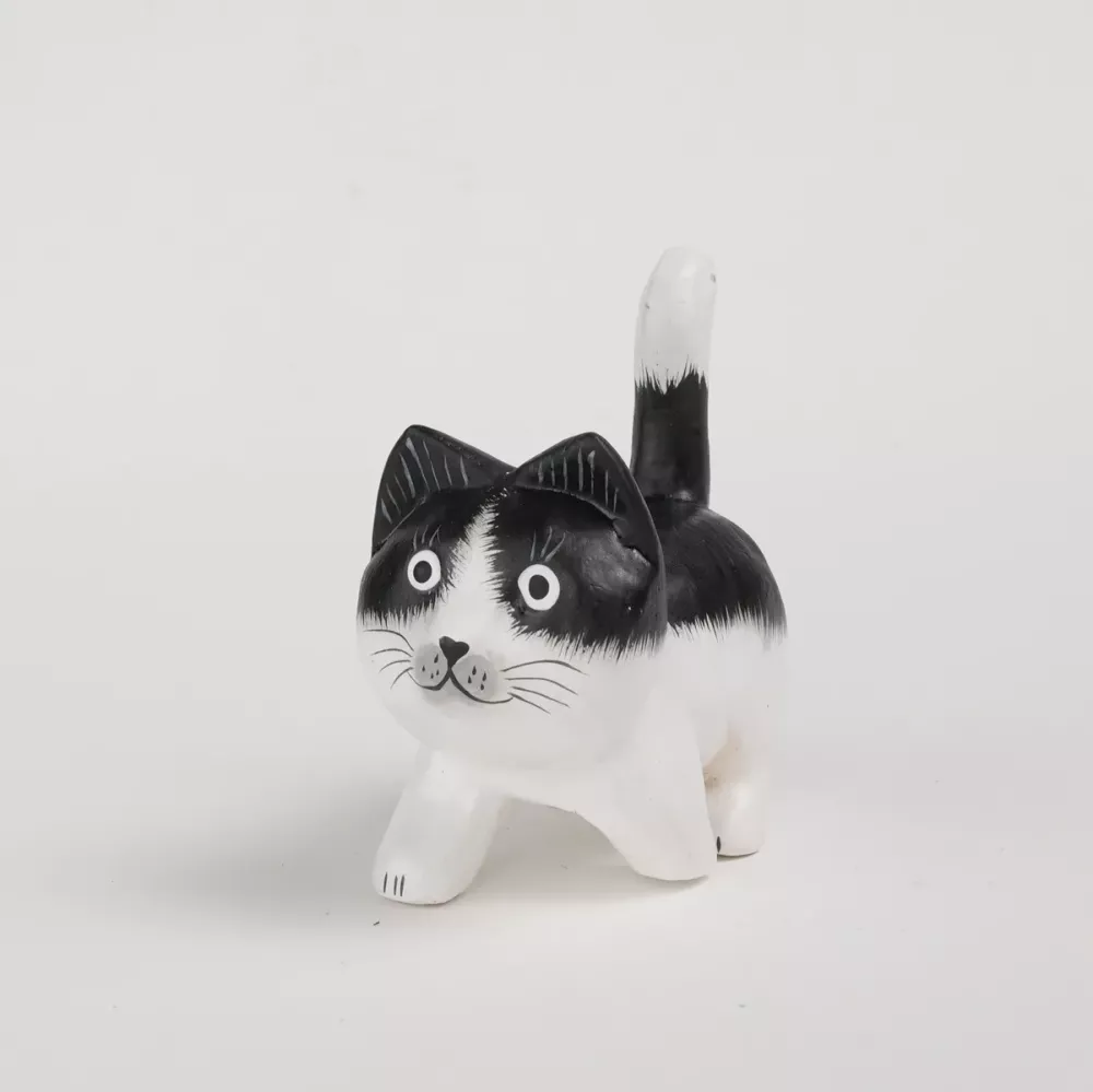 Kattfigur i Trä